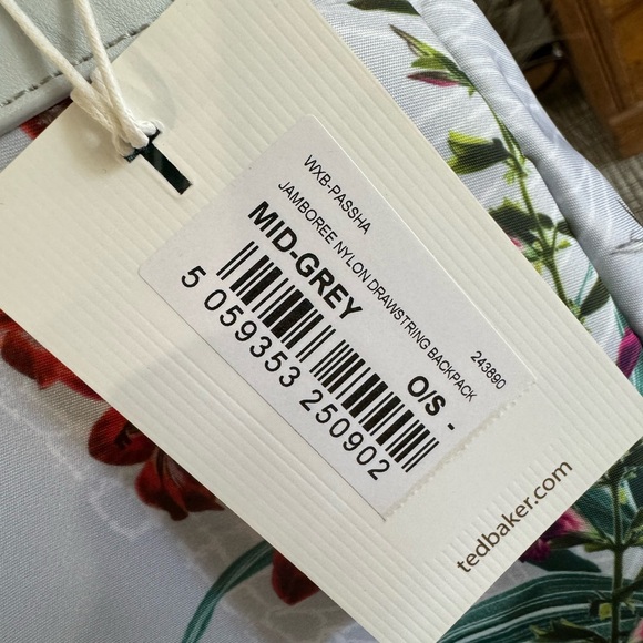 Floral Ted Baker backpack NWT - Picture 10 of 10